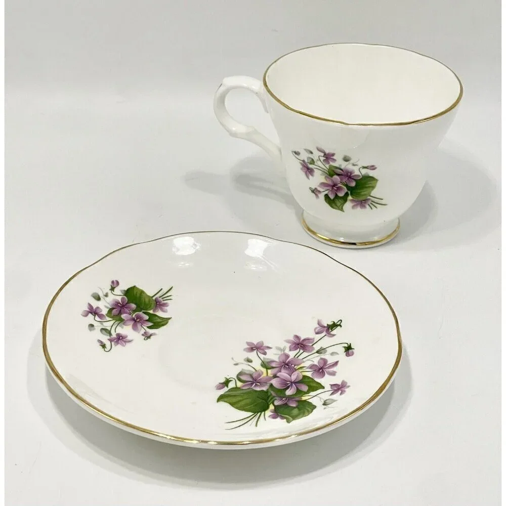 Crown Trent Staffordshire Fine Bone China Teacup & Saucer Lilacs Floral Purple